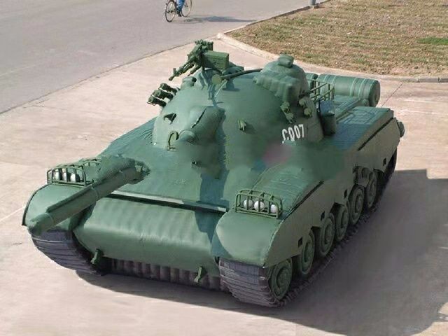 良庆小型军事坦克