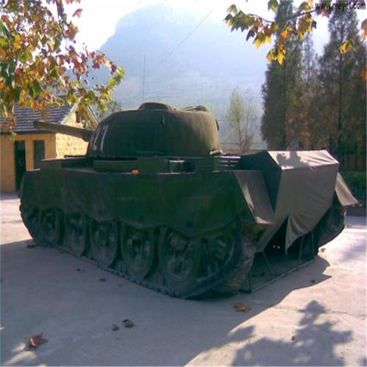 良庆大型充气坦克